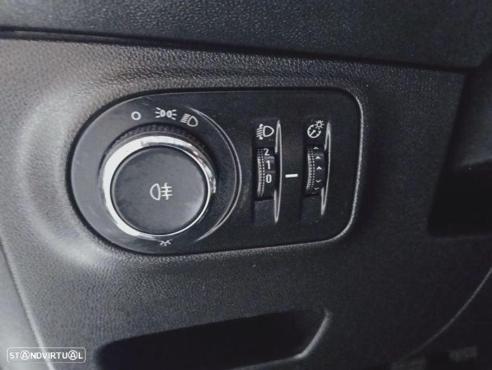 Opel Corsa 1.3 CDTi Business Edition - 30