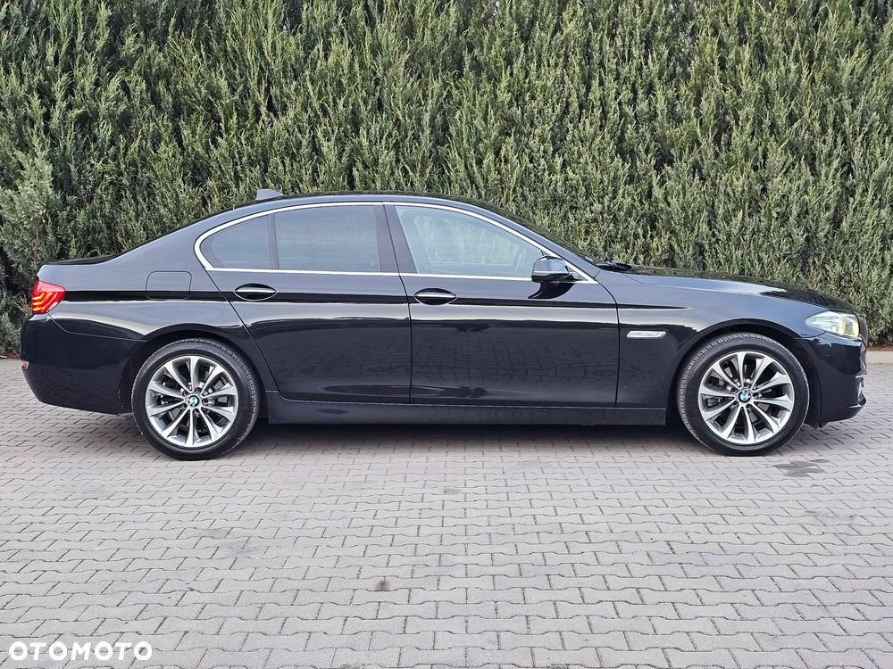 BMW Seria 5 520d xDrive Luxury Line - 13