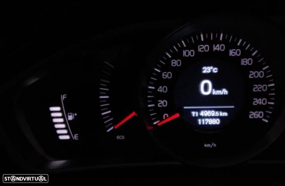 Volvo V40 - 4