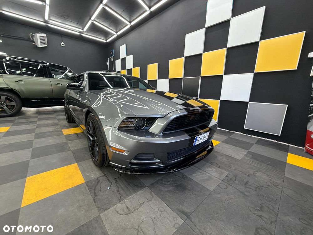 Ford Mustang 3.7 V6 Premium - 30