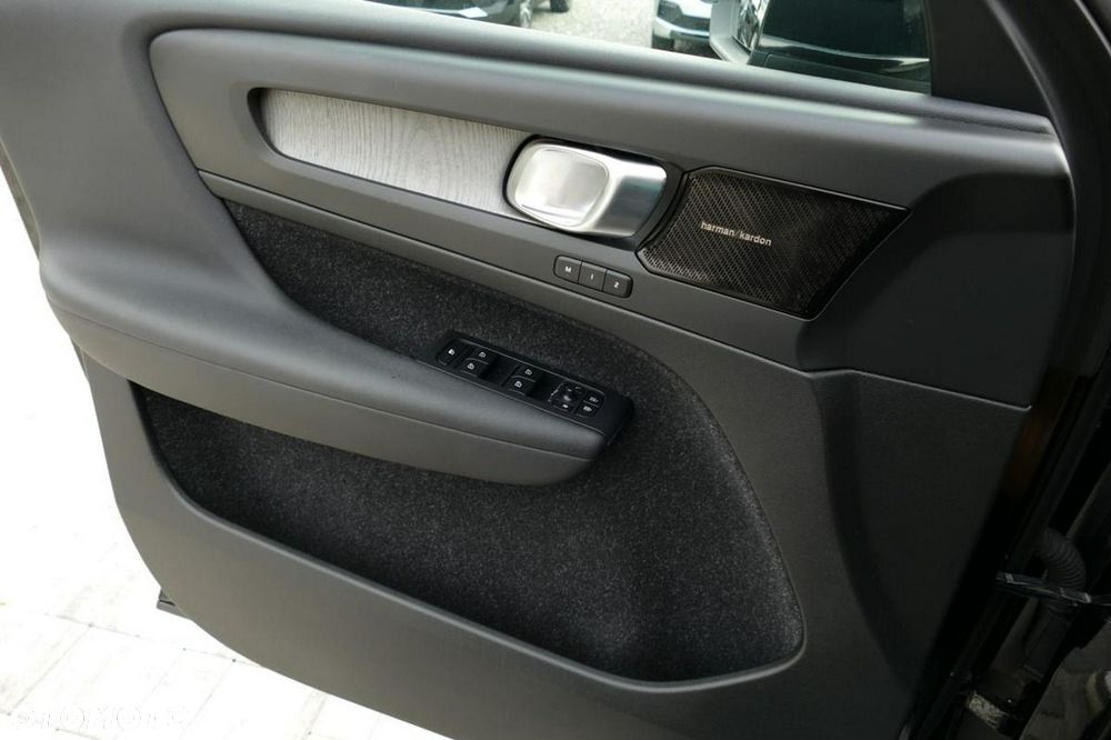 Volvo XC 40 T5 Recharge DKG Inscription Expression - 21