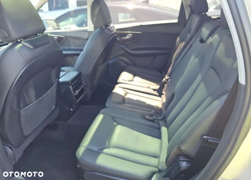 Audi Q7 55 TFSI quattro tiptronic S line - 11