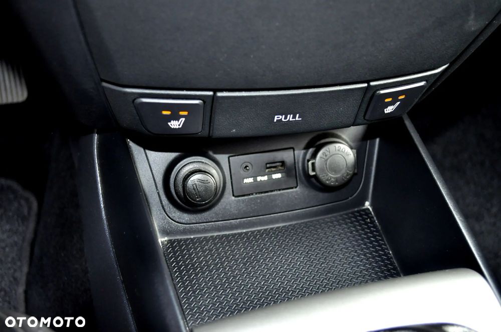 Hyundai i30 1.4 Blue Comfort - 28