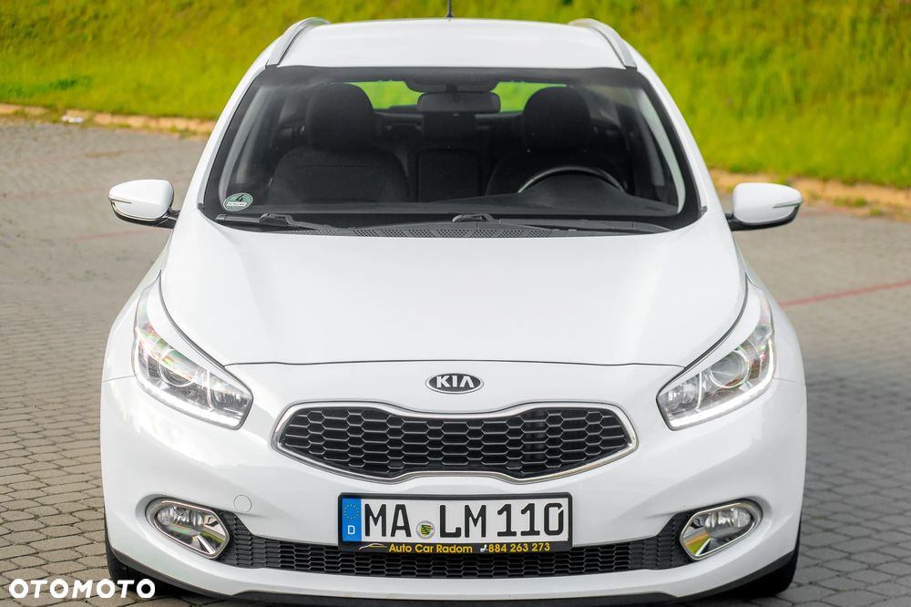 Kia Ceed 1.6 CRDi 128 Dream Team Edition - 3
