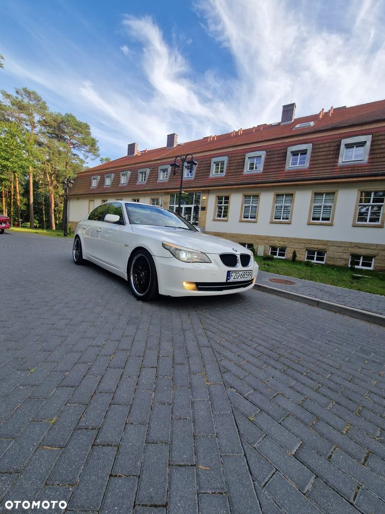 BMW Seria 5 520i Edition Exclusive - 18