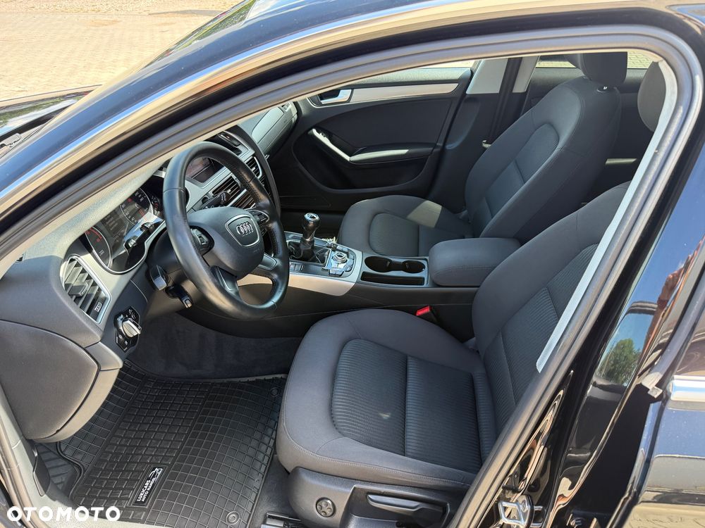 Audi A4 Avant 2.0 TDI ultra design - 23
