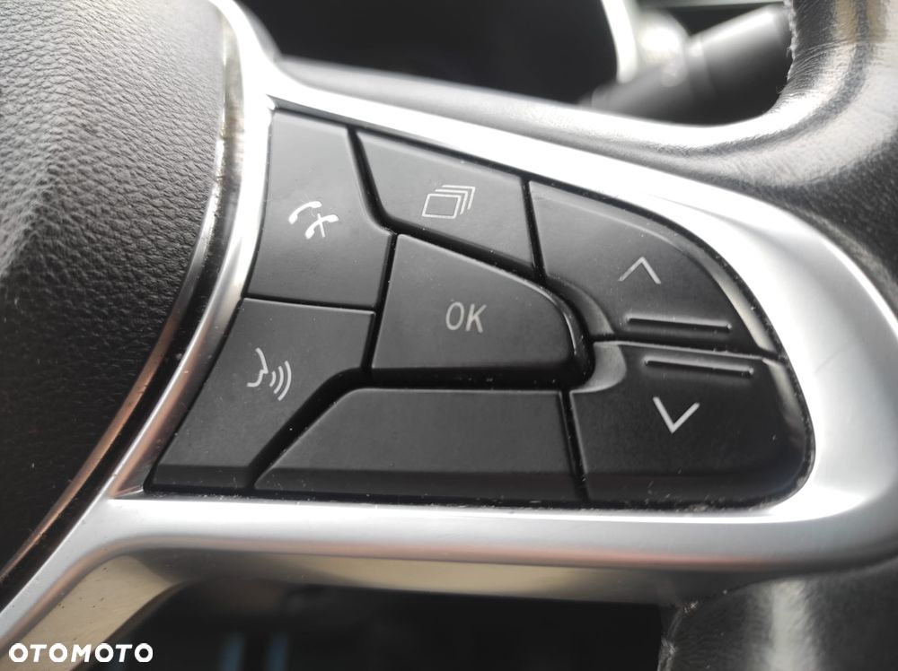 Renault Arkana 1.6 E-TECH Intens MMT - 17