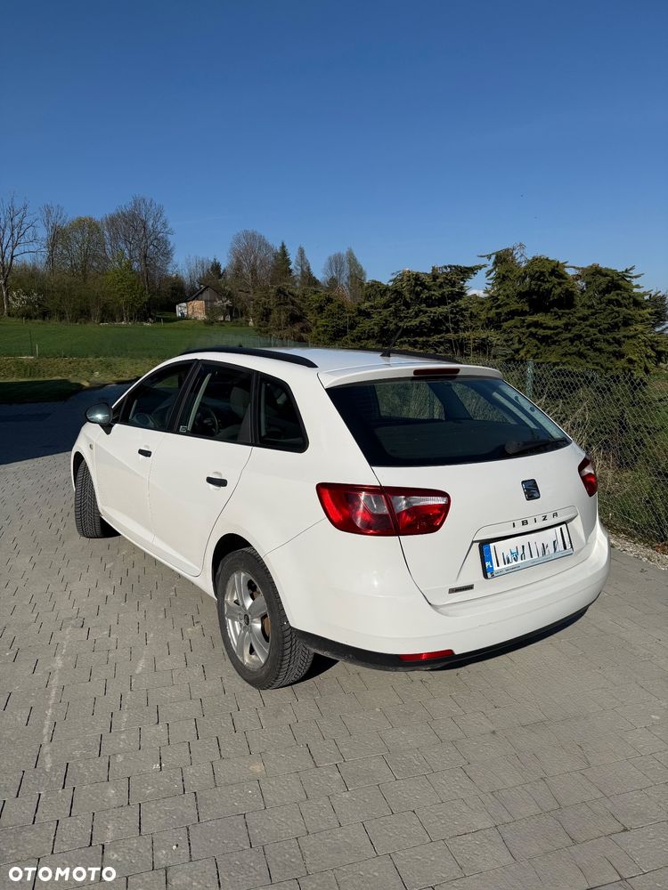 Seat Ibiza 1.4 Reference - 4