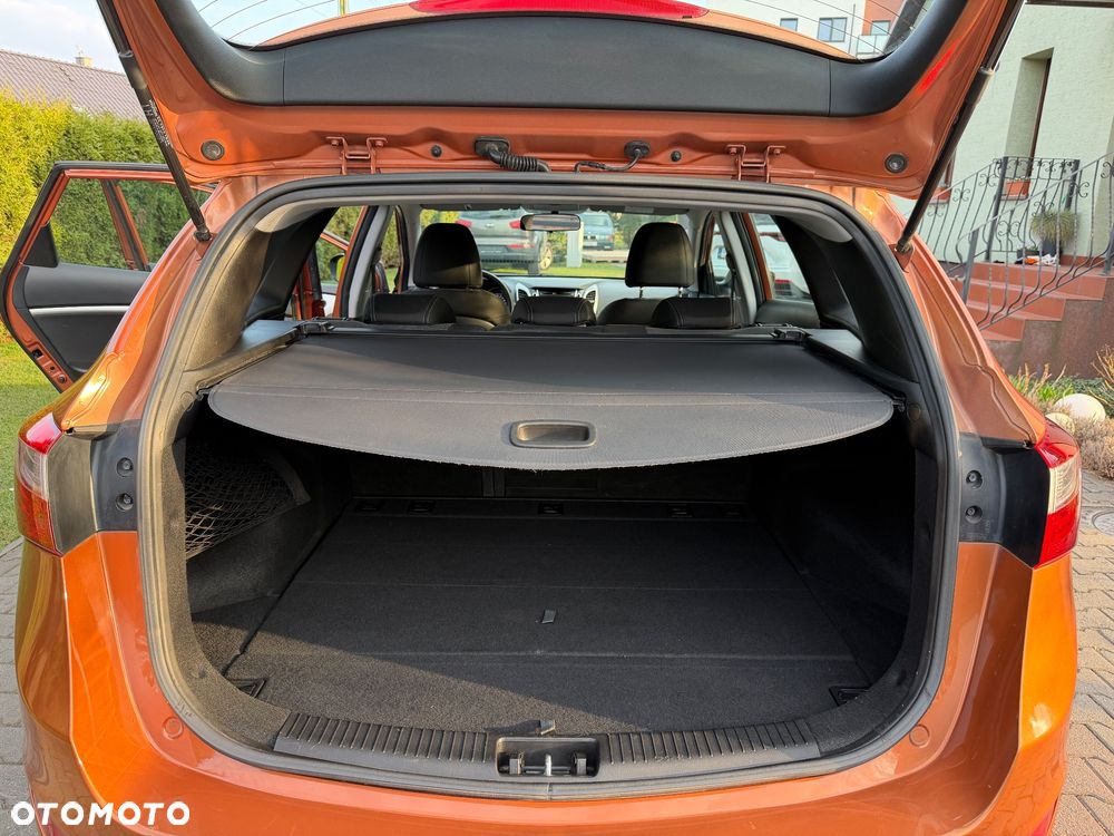 Hyundai i30 1.6 Comfort - 29