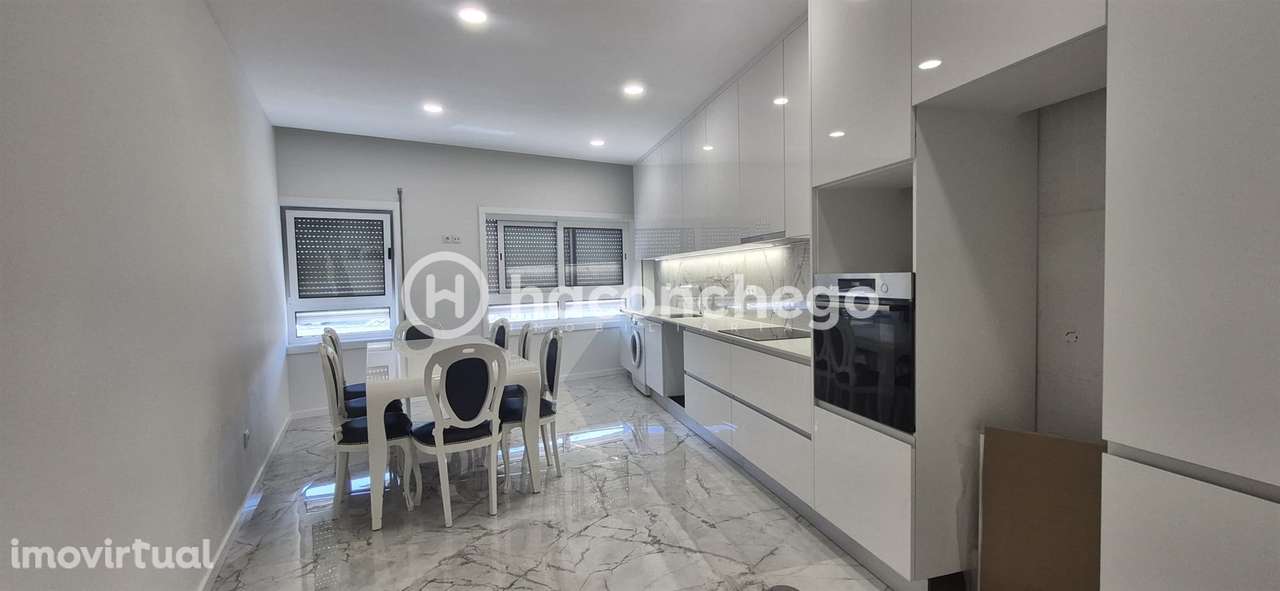 Apartamento T1+1 moderno, renovado e totalmente equipado no centro de - Grande imagem: 5/21