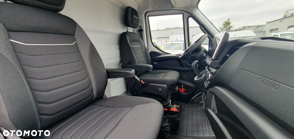 Iveco WYPRZEDARZ STOKU, GRZANE FOTELE, AUTOMAT, FULL OPCJA - 17