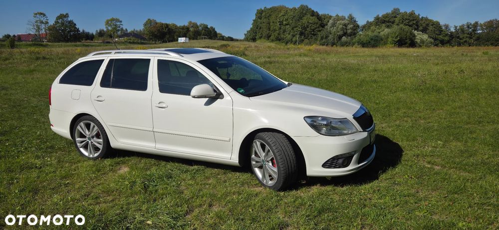 Skoda Octavia 2.0 TDI DPF RS DSG - 1