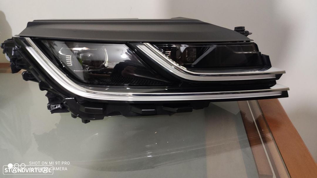 farol direito full Led VW ARTEON - 1
