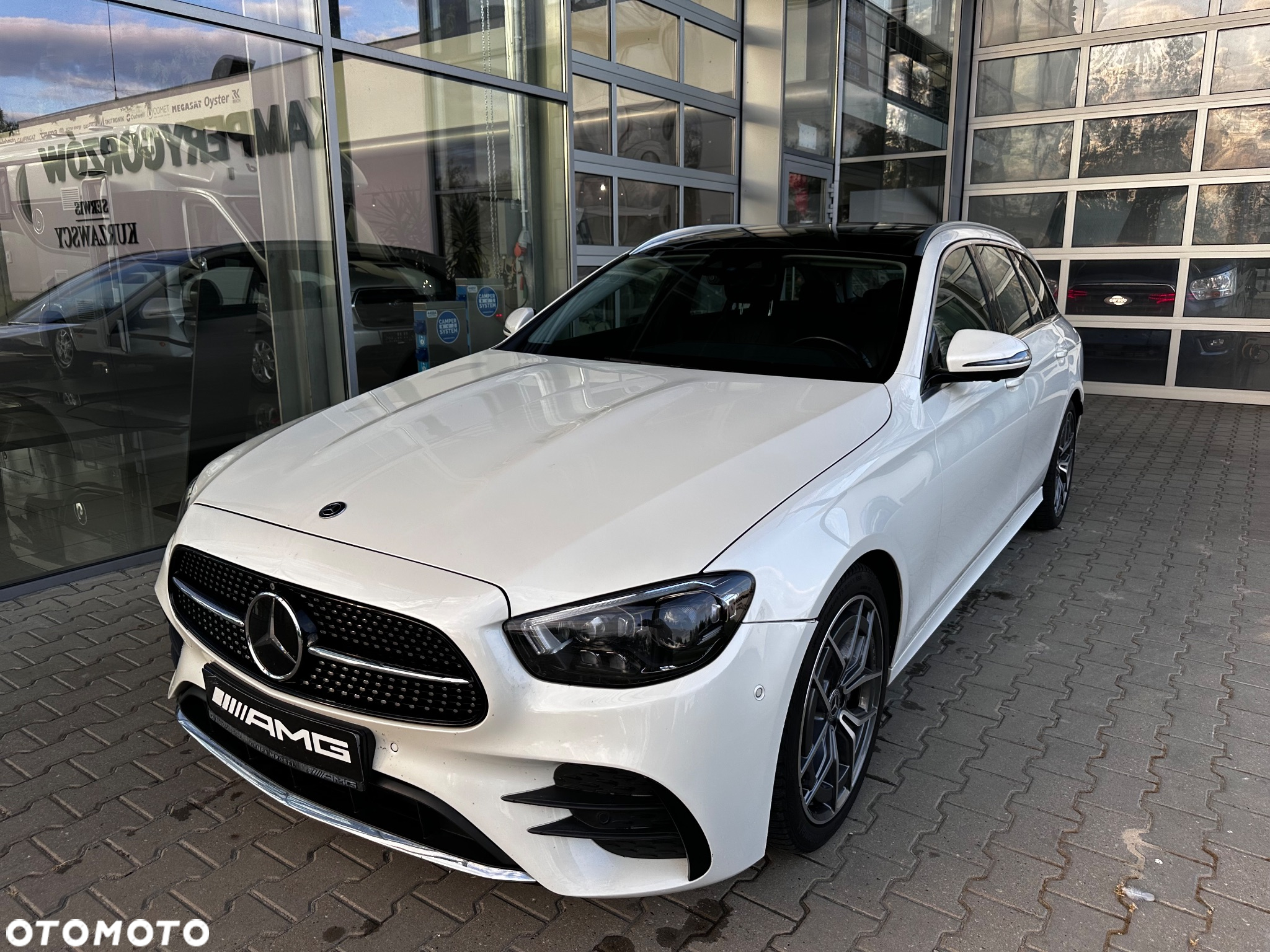 Mercedes-Benz Klasa E 220 d 4-Matic AMG/Avantgarde - 20