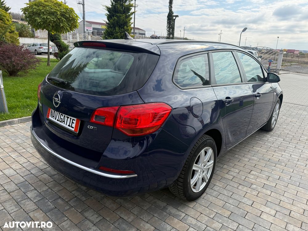 Opel Astra 1.7 CDTI ECOTEC Cosmo - 9