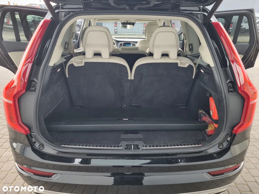 Volvo XC 90 T5 AWD Geartronic Momentum Pro - 11