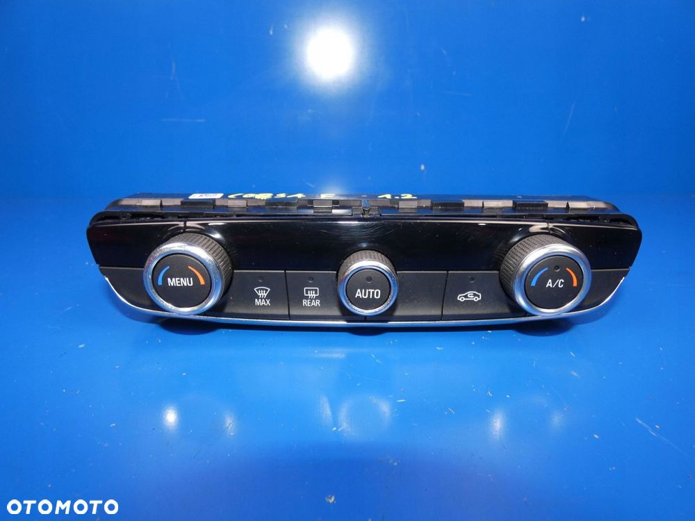 Opel Corsa F PANEL KLIMATYZACJI - 1