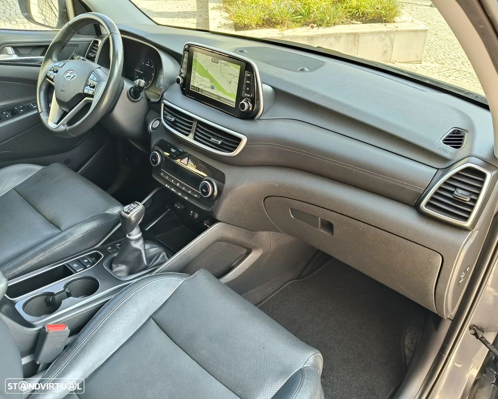 Hyundai Tucson 1.6 CRDi Premium+Pack Pele - 19