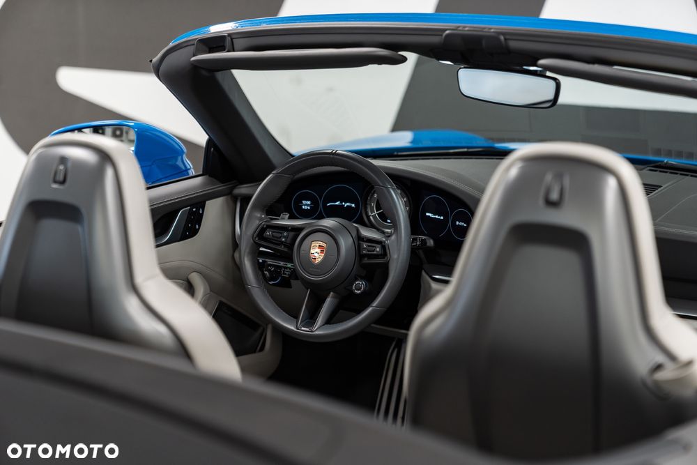 Porsche 911 Turbo S - 32