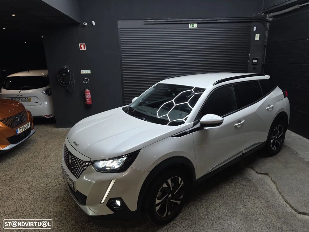 Peugeot e-2008 50 kWh Allure Pack - 3