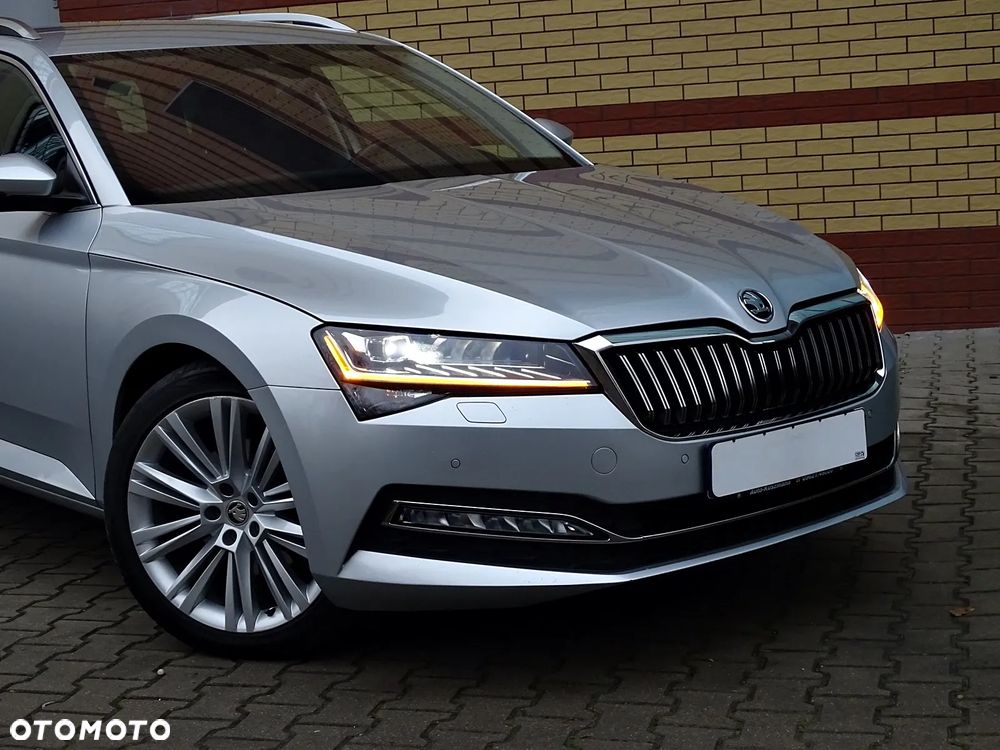 Skoda Superb 2.0 TDI SCR Style DSG - 39