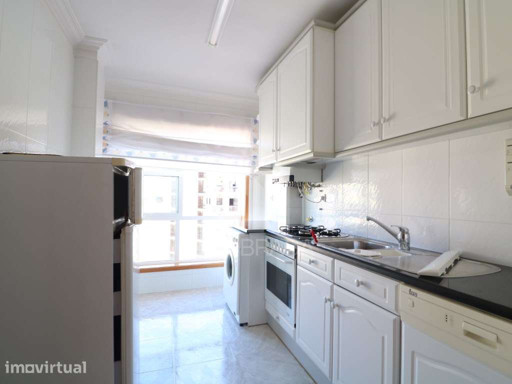 Venda Apartamento T2, na Praia da Amorosa - Grande imagem: 5/30