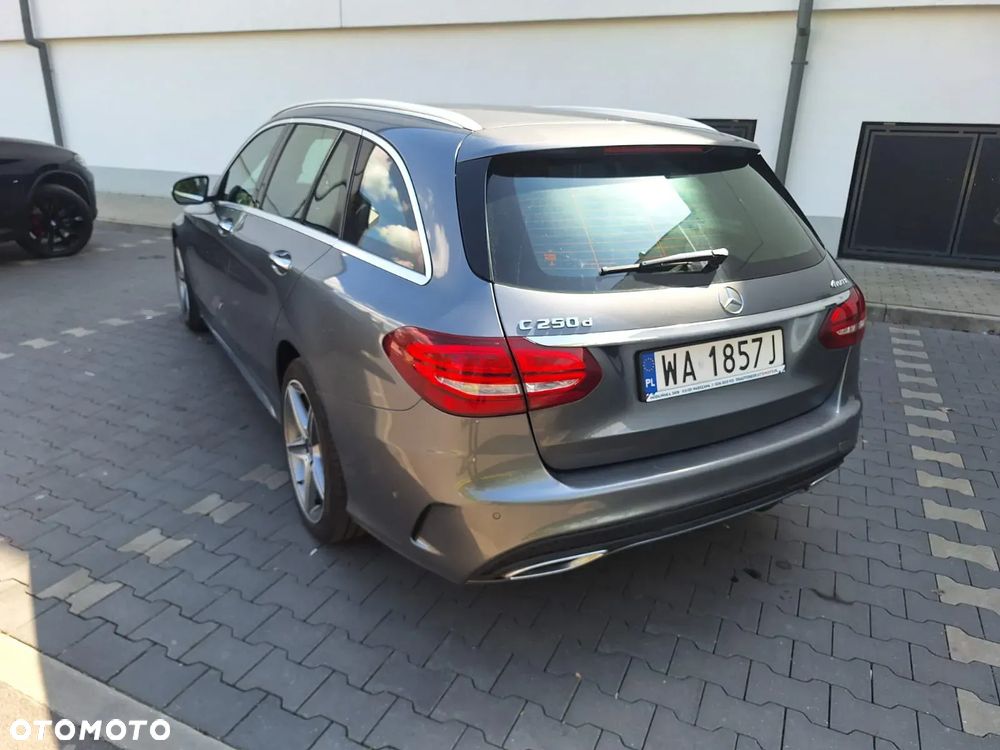 Mercedes-Benz Klasa C 250 d 4Matic T 9G-TRONIC AMG Line - 14