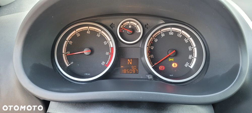 Opel Corsa - 15