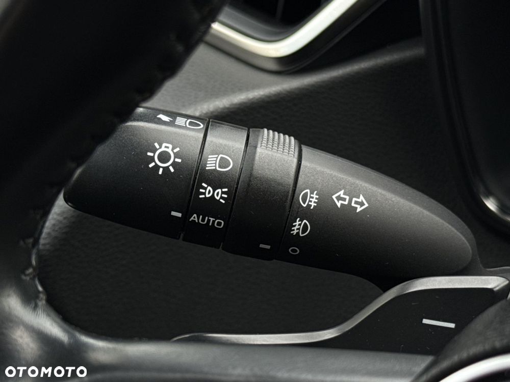 Toyota Corolla 2.0 Hybrid Comfort - 20