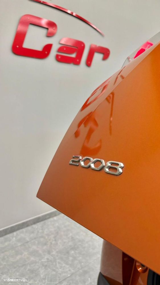 Peugeot 2008 1.2 PureTech Allure Pack EAT8 - 31