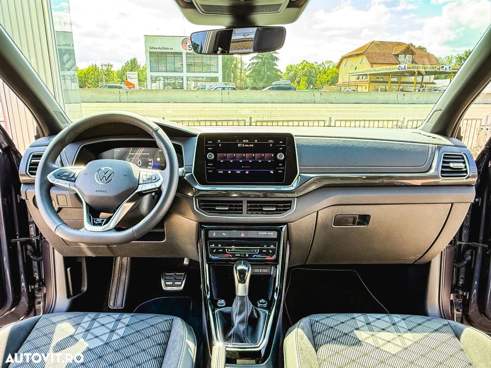 Volkswagen T-Cross 1.5 TSI DSG R-Line - 11