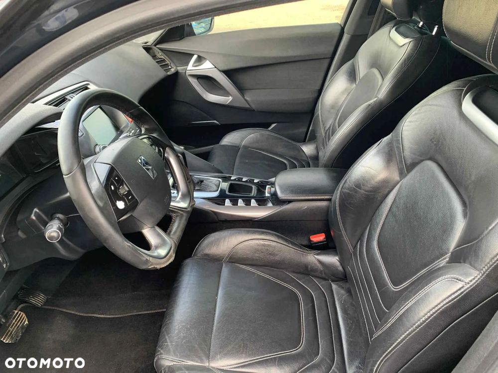 Citroën DS5 BlueHDi 120 EAT6 - 11