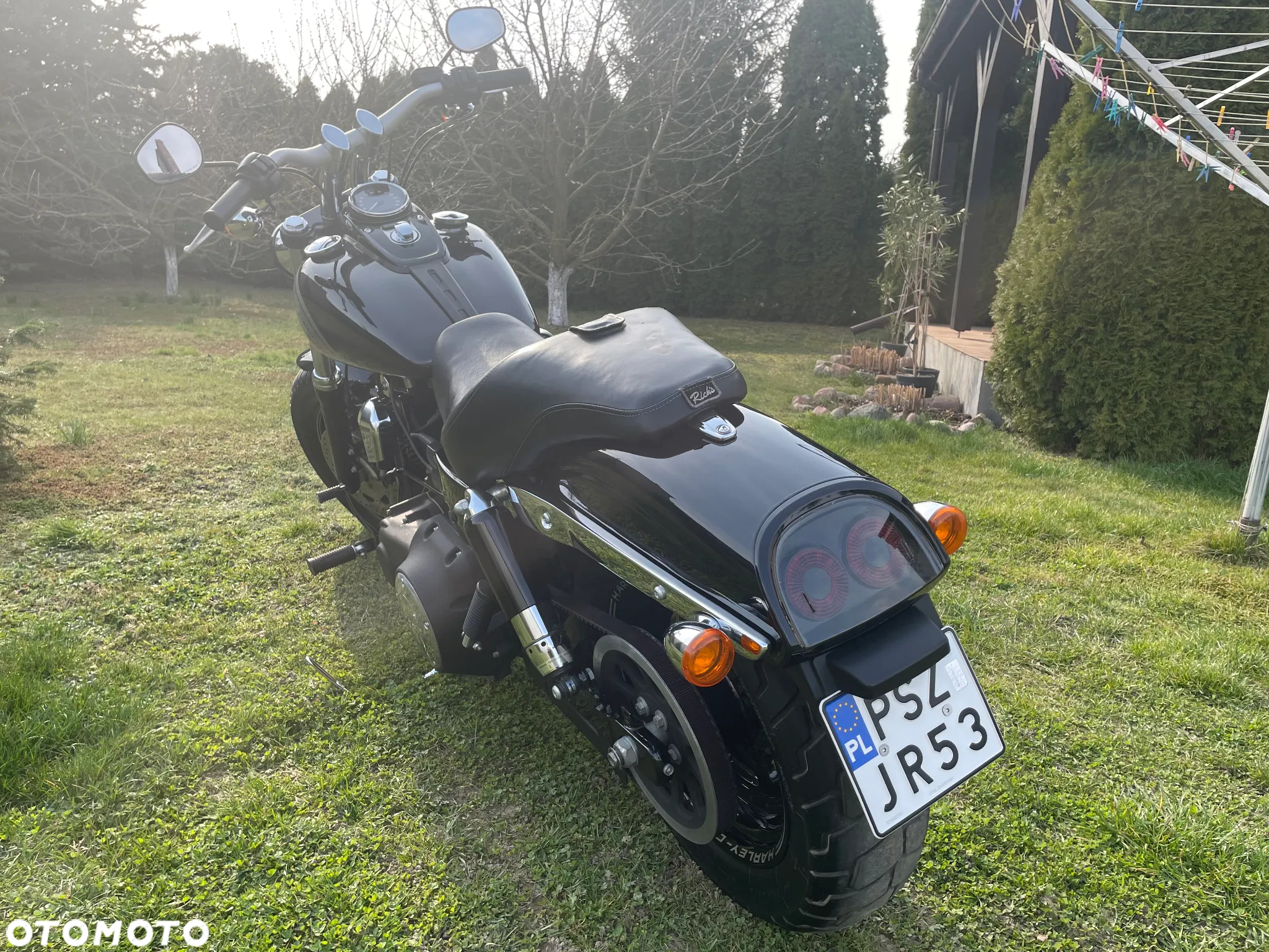 Harley-Davidson Dyna Fat Bob - 17