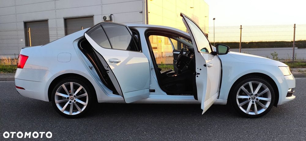 Skoda Octavia 1.5 TSI GPF ACT Style - 6