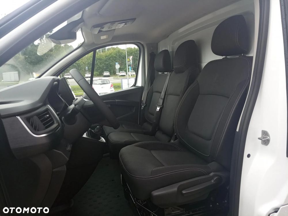 Renault TRAFIC - 11