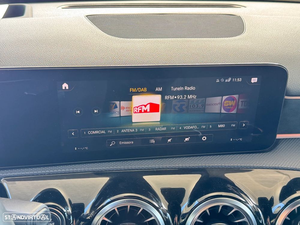 Mercedes-Benz A 250 e AMG Line - 30