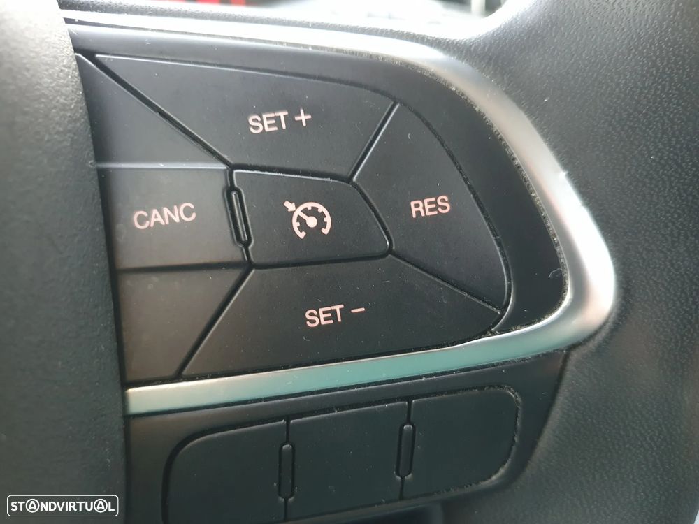 Fiat Tipo Station Wagon 1.6 M-Jet Lounge Tech J17 DCT - 28