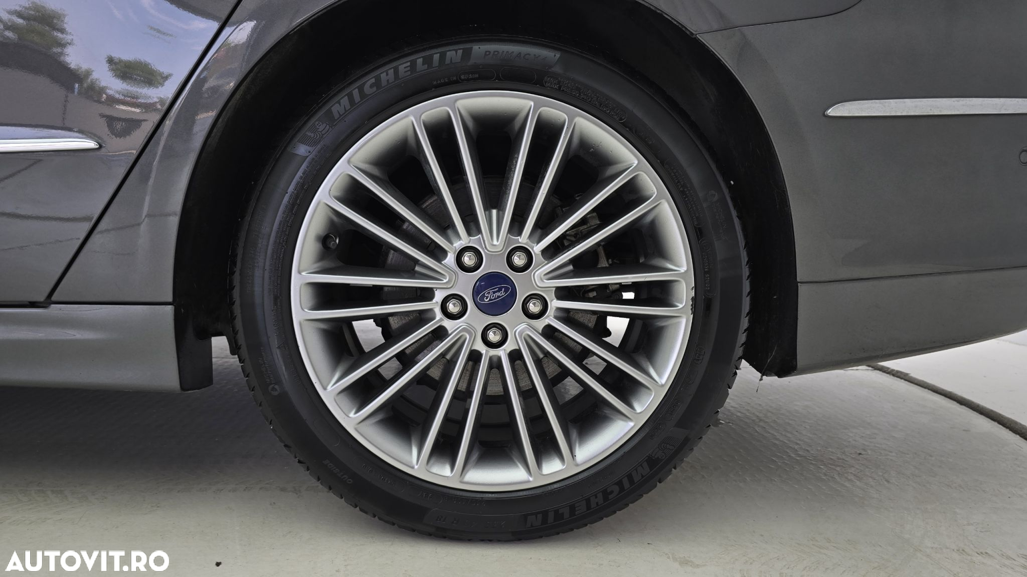 Ford Mondeo - 22