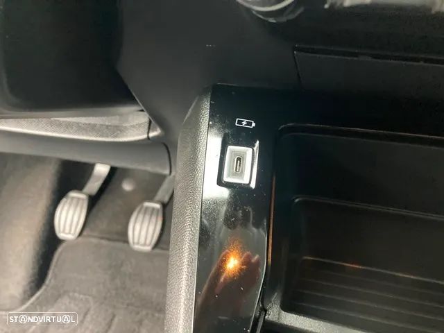 Peugeot 208 1.2 PureTech Active Pack - 23