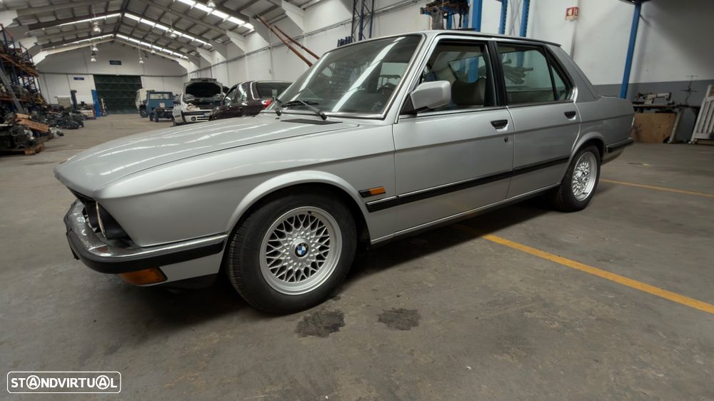 BMW 528 - 2
