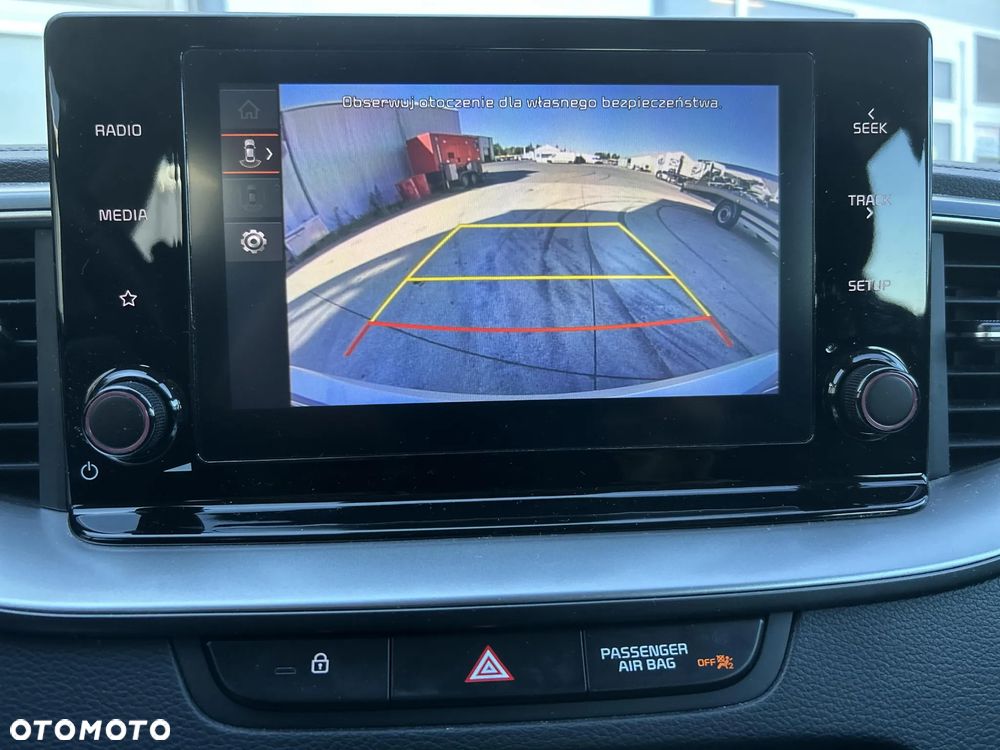 Kia Ceed 1.5 T-GDI M DCT - 22