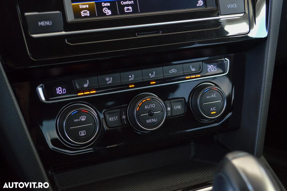 Volkswagen Passat 1.5 TSI ACT DSG Comfortline - 8