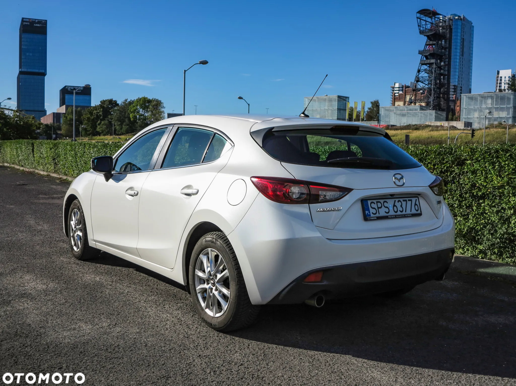 Mazda 3 - 5