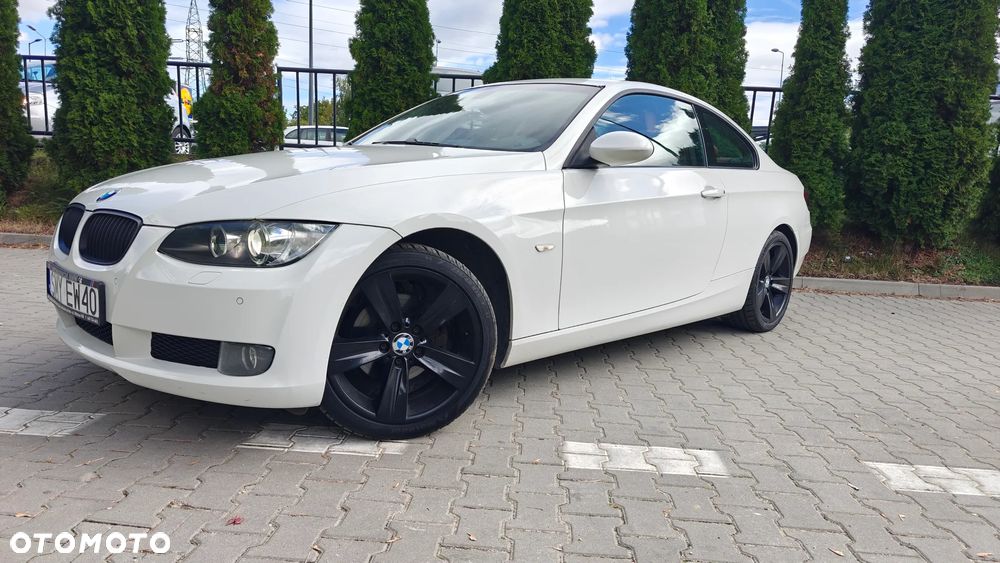 BMW Seria 3 320i - 14