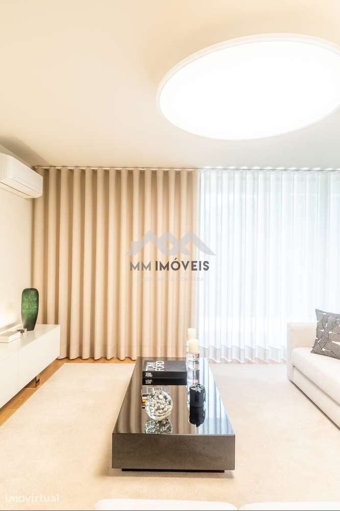 Apartamento T2 2026 | Alameda Jardins da Arrábida | Varanda | Ginásio - Grande imagem: 4/31