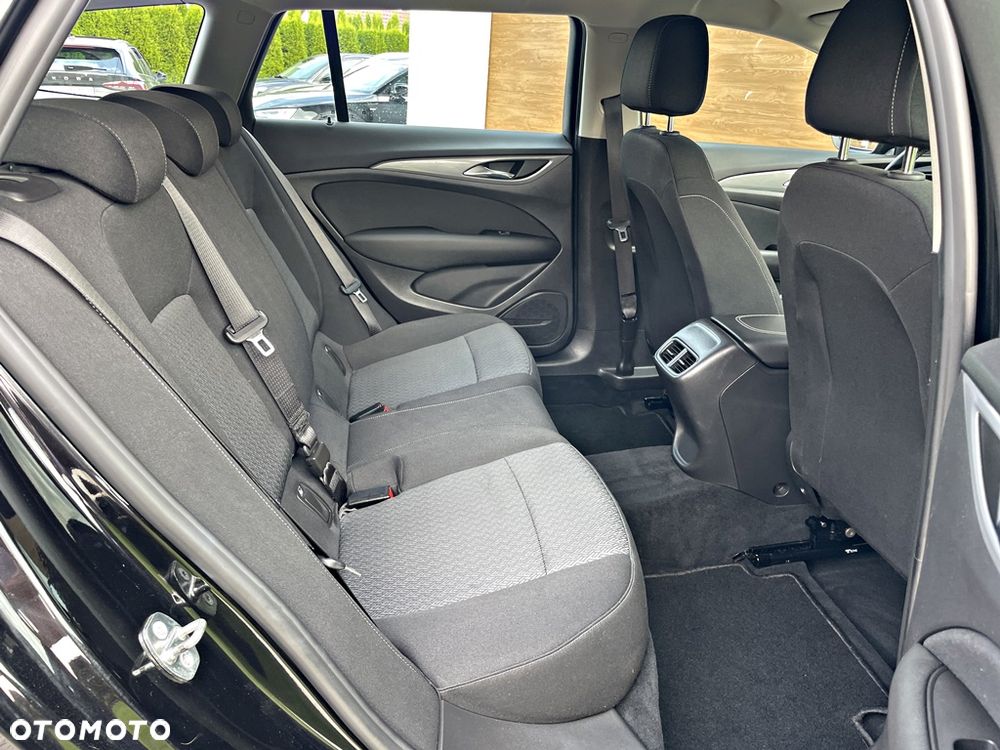 Opel Insignia Sp 1.5 ECOTEC Direct InjectionTurbo Business Innovation - 28