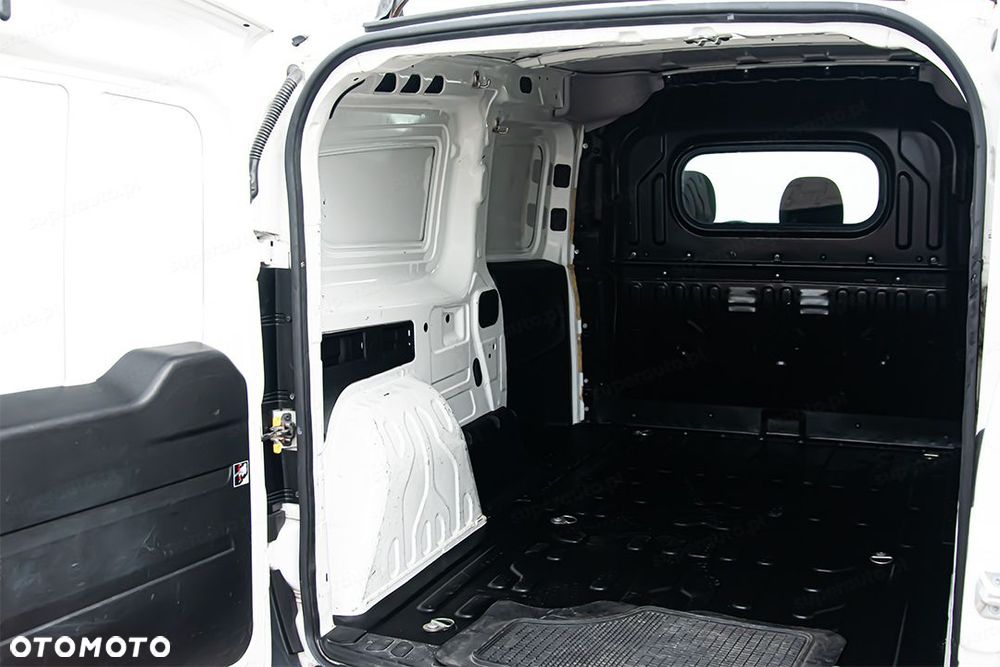 Fiat Doblo Cargo/Van - 13