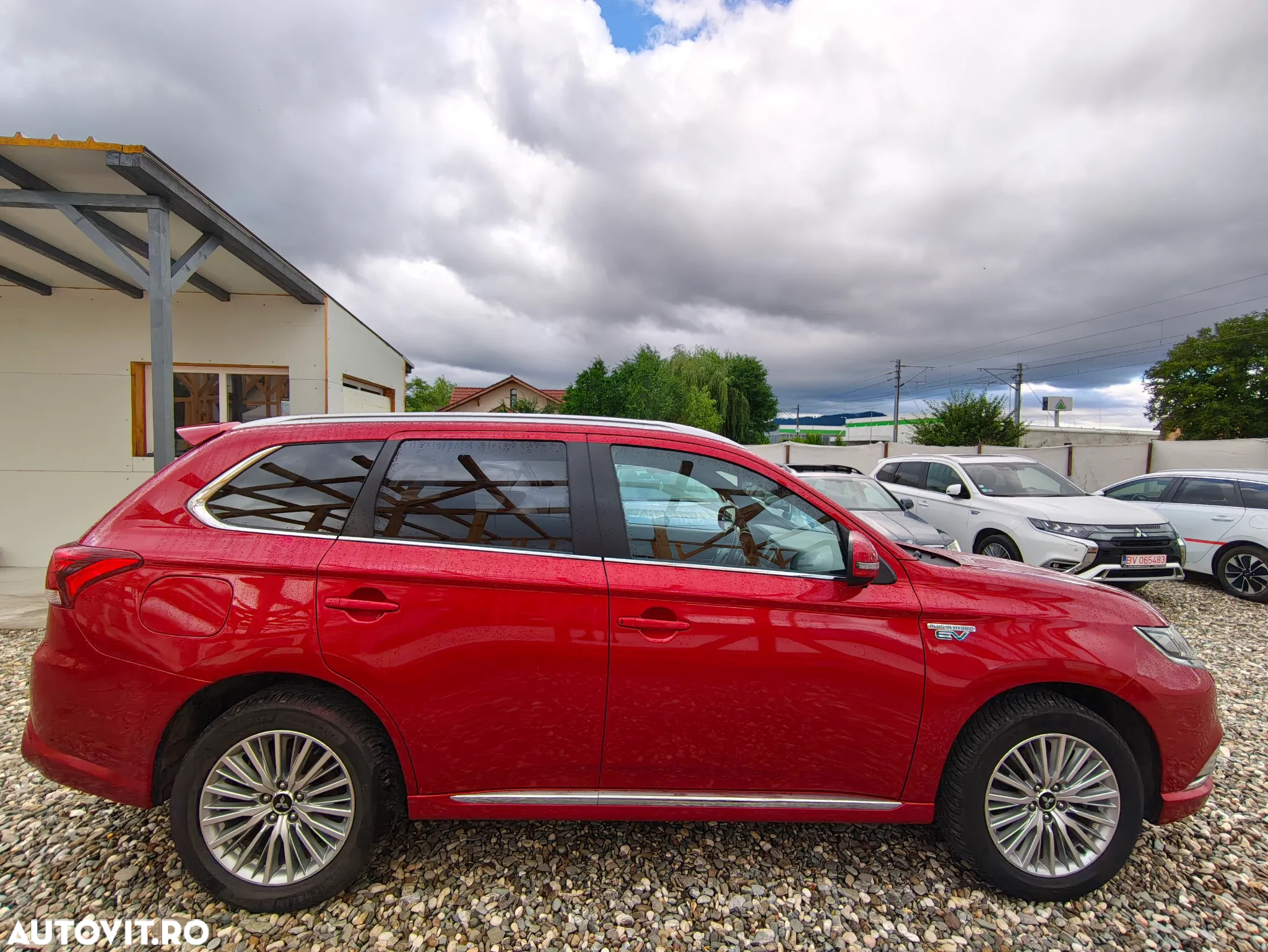 Mitsubishi Outlander 2.4 4WD Plug-In Hybrid Diamant+ - 9