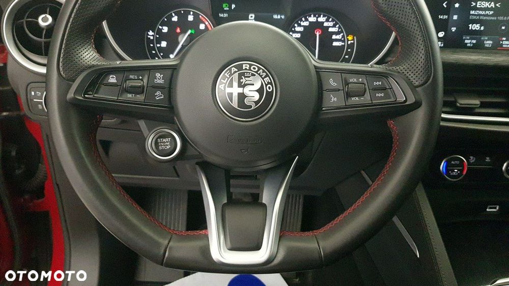 Alfa Romeo Stelvio - 25