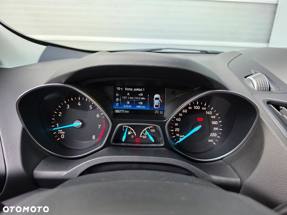 Ford Kuga 1.5 EcoBoost FWD Titanium ASS MMT6 - 8